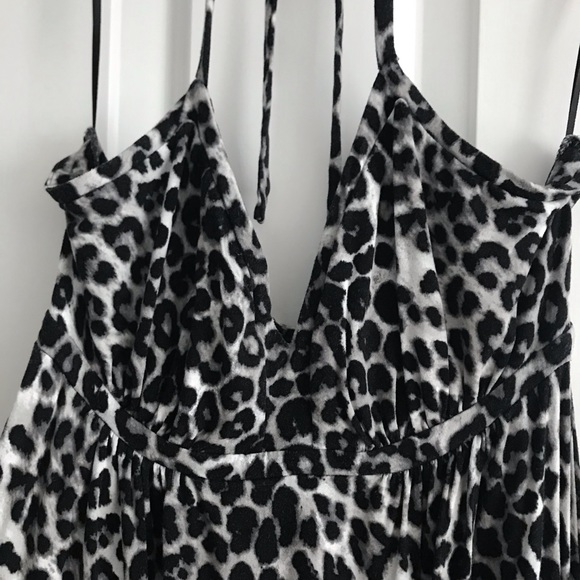 Black & White Leopard Print Dress - Picture 2 of 4